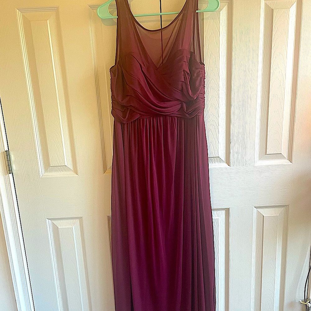 David’s Bridal Bridesmaid Dress Sz 14 in Wine